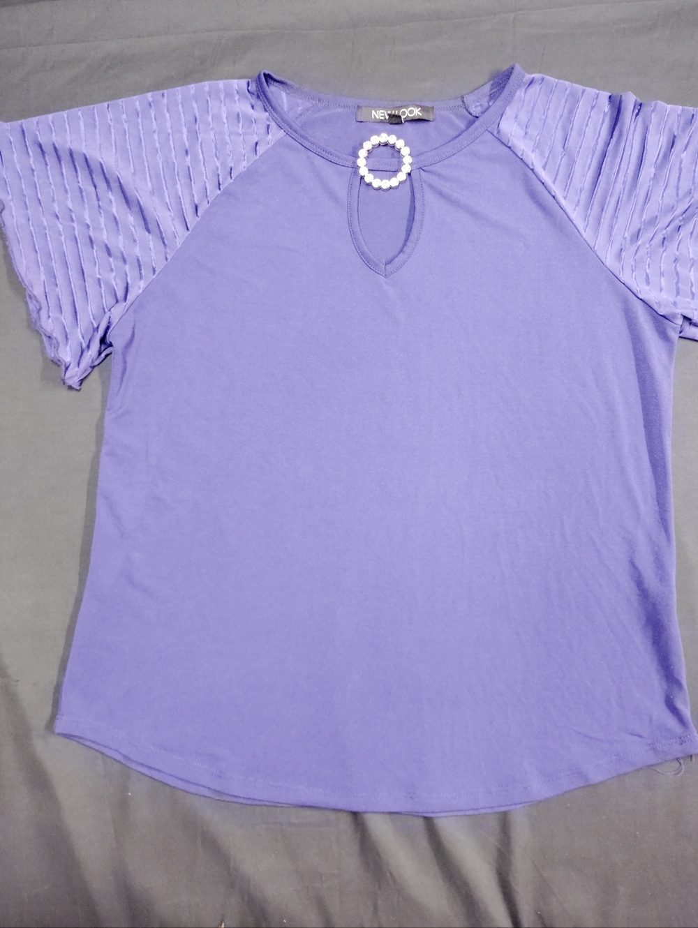 New Look Purple Short Sleeve Top with Keyhole and Decorative Ring